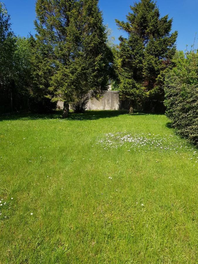 Maison Labbey - Gite Commes Exteriör bild